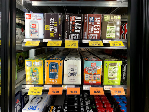 Liquor Store «G-Will Liquors», reviews and photos, 8040 Lake Dr, Lino Lakes, MN 55014, USA