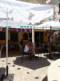 Atmosphère du Restaurant La Taverne à Saint-Cyprien - n°5