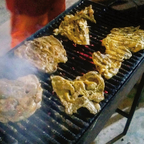 Opiniones de Parrilladas "Como en Casa" en Machala - Restaurante