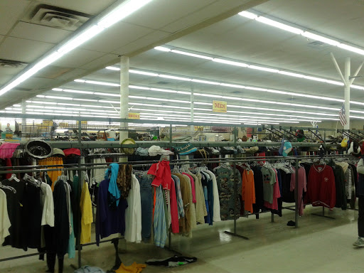Thrift Store «Thrift Giant», reviews and photos, 10544 Harry Hines Blvd, Dallas, TX 75220, USA