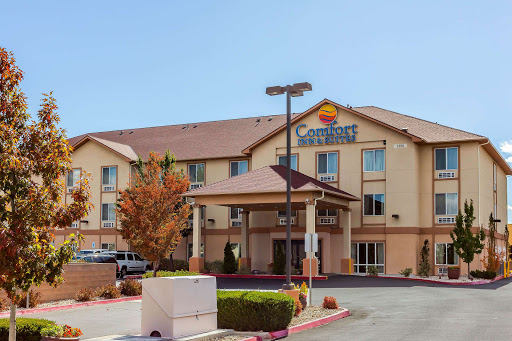 Comfort Inn & Suites Airport Convention Center