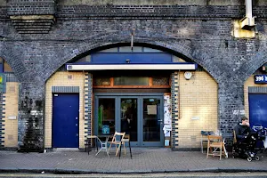 E5 Bakehouse image