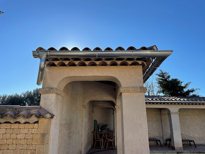 Gloktoiture13 Couvreur Charpentier Zingueur Rénovation de Toiture Recherche de fuite Devis Gratuit à Lançon-Provence