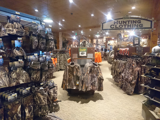 Bass Pro Shops