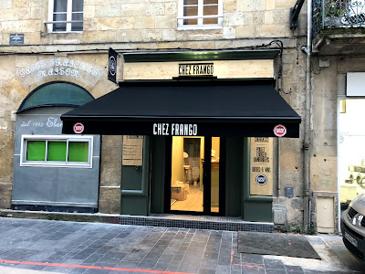Stores de France à Le Haillan
