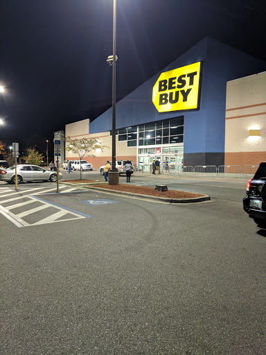 Electronics Store «Best Buy», reviews and photos, 1000 E 23rd St, Panama City, FL 32405, USA
