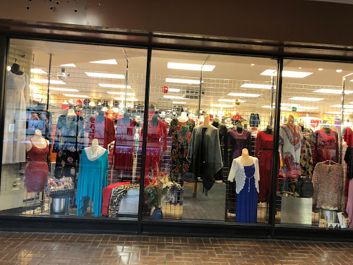 Shopping Mall «New Landing Mall», reviews and photos, Troost Ave & E Meyer Blvd, Kansas City, MO 64131, USA