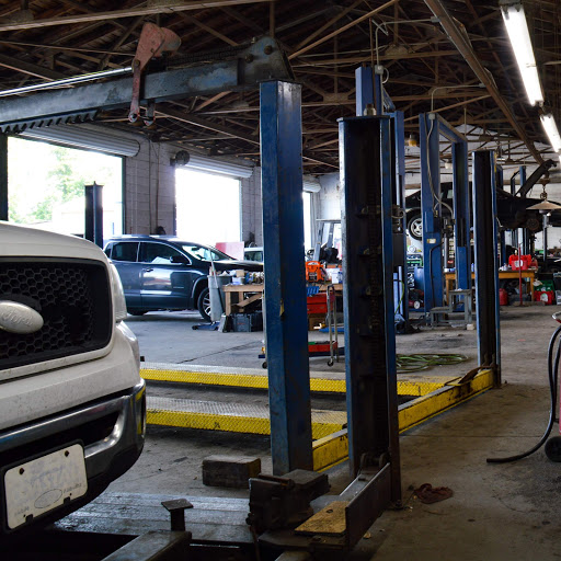 Auto Repair Shop «R & R Automotive», reviews and photos, 3356 SpringHill Ave, Mobile, AL 36607, USA