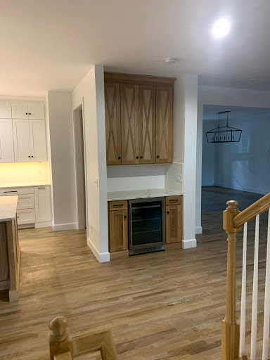 Cabinet Maker «CUSTOM CABINETS BY LAWRENCE CONSTRUCTION INC», reviews and photos, 1427 Merriam Ln, Kansas City, KS 66103, USA