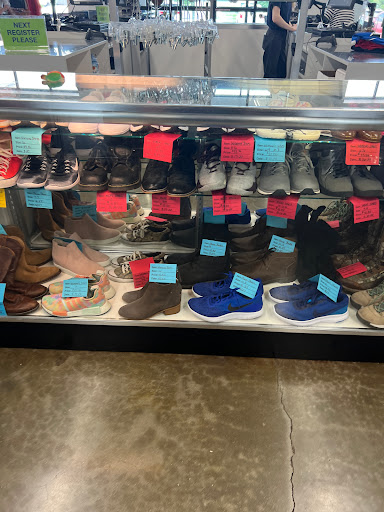 Thrift Store «Goodwill Retail Store of Springfield – Battlefield», reviews and photos, 3151 S Kansas Expy, Springfield, MO 65807, USA