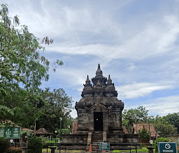 Pawon Temple photo