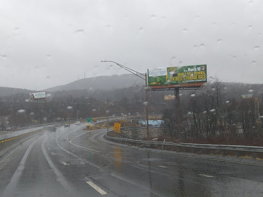 Shopping Mall «Keyser Oak Shopping Center», reviews and photos, 1790 N Keyser Ave, Scranton, PA 18508, USA