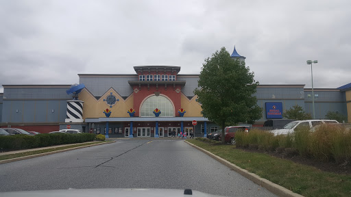 Movie Theater «Regal Cinemas Hamilton Commons 14», reviews and photos, 4215 E Black Horse Pike, Mays Landing, NJ 08330, USA
