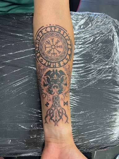Explore book tattoos ideas, creative tattoo ideas in Inglewood, available at Droopys tattoo shop