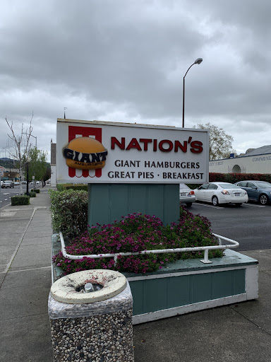 Nations Giant Hamburgers & Great Pies image