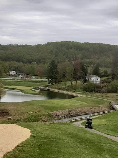 Golf Course «Pleasant Valley Country Club», reviews and photos, 440 Pleasant Valley Rd, Connellsville, PA 15425, USA