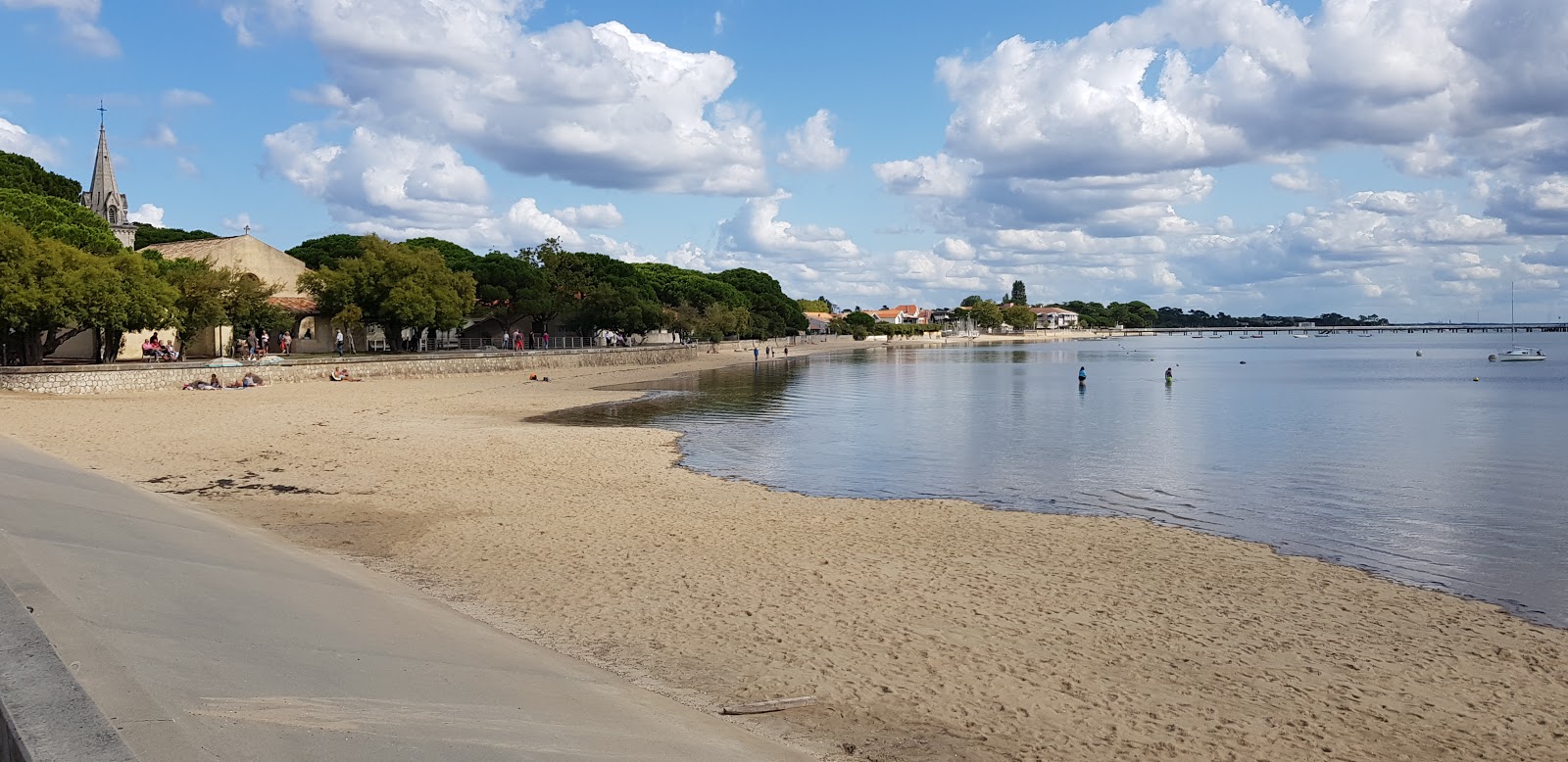 Plage de la Jetee photo #8
