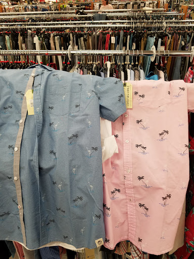 Department Store «T.J. Maxx», reviews and photos, 1 Worcester Rd, Framingham, MA 01701, USA