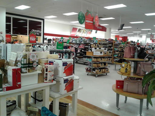 Department Store «T.J. Maxx & HomeGoods», reviews and photos, 105 Middlesex Ave, Somerville, MA 02145, USA