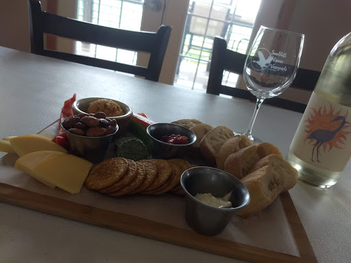 Vineyard «Sandhill Crane Vineyards», reviews and photos, 4724 Walz Rd, Jackson, MI 49201, USA