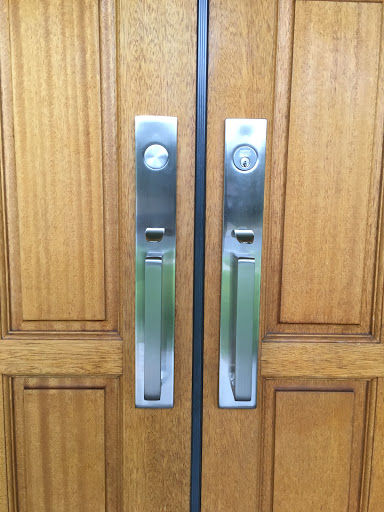 Locksmith «101 Locksmith Inc», reviews and photos, 19429 Kittridge St, Reseda, CA 91335, USA