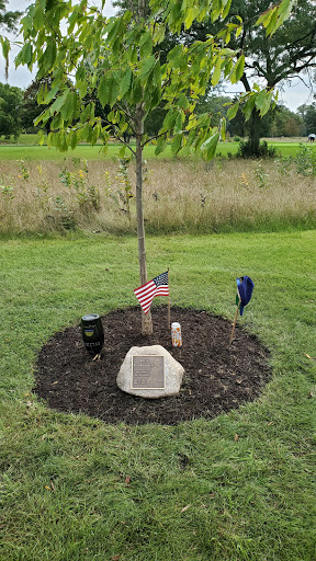 Golf Course «Deerpath Golf Course», reviews and photos, 500 W Deerpath Rd, Lake Forest, IL 60045, USA