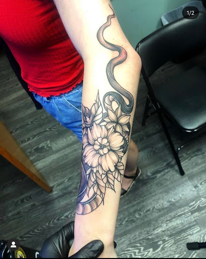 Tattoo Shop «Raw Power Tattoo», reviews and photos, 930 Bustleton Pike, Feasterville Trevose, PA 19053, USA