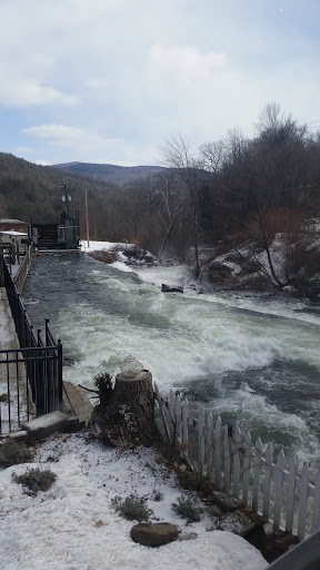Ice Cream Shop «The Mill Fudge Factory», reviews and photos, 2 Central St, Bristol, NH 03222, USA
