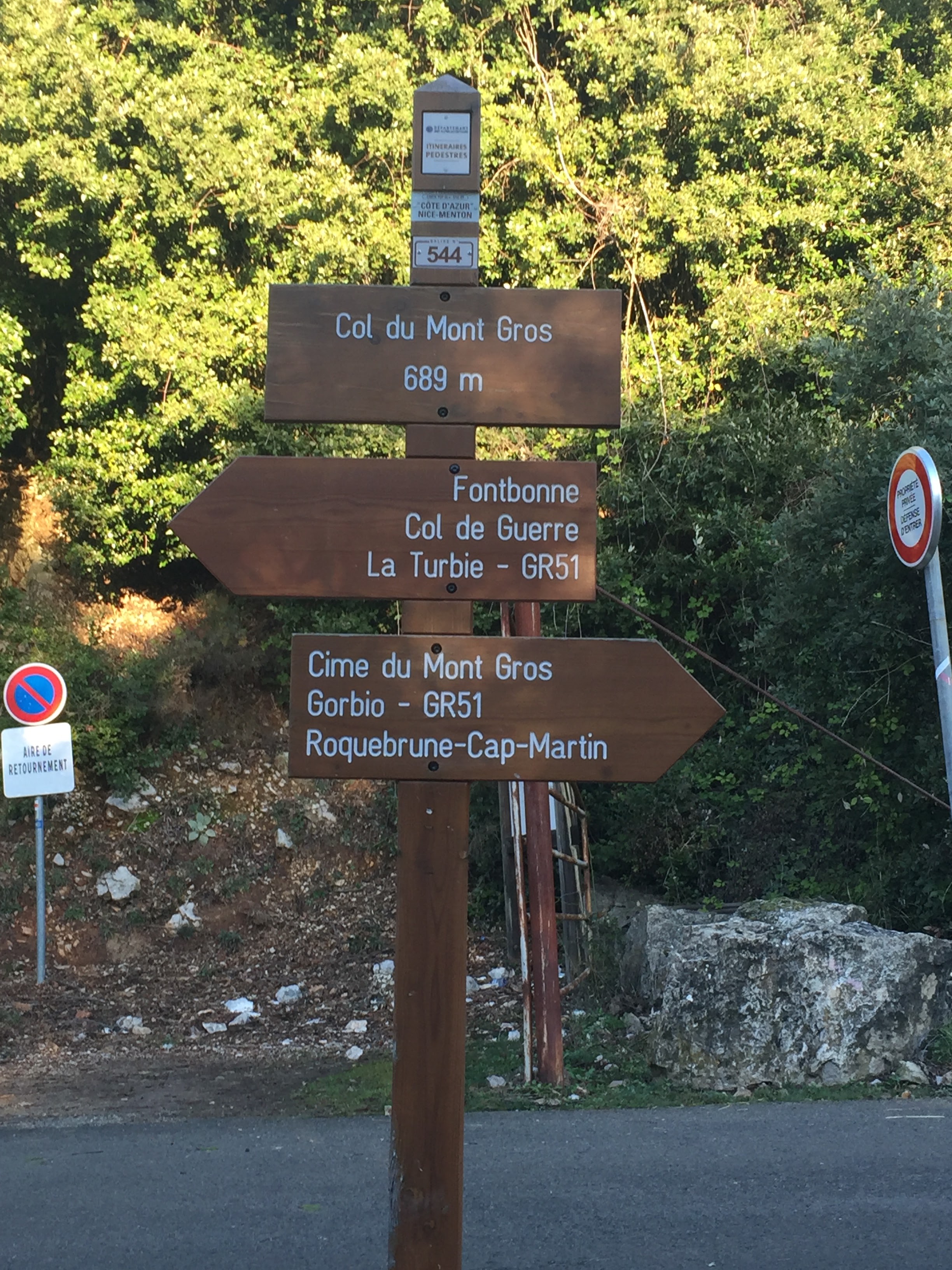 Photo n° 3 de l'avis de lacoste.a fait le 31/03/2021 à 02:14