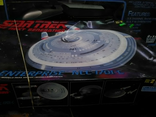 Thrift Store «St Vincent De Paul - West Broadway Thrift Store», reviews and photos, 2345 W Broadway, Eugene, OR 97402, USA