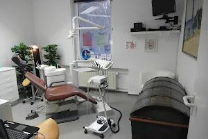 Kleffner & Risse-Kleffner dentist in Dortmund image