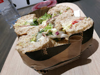 Sandwich au poulet du Restauration rapide Bagel Corner - Bagels - Donuts - Café à Dijon - n°6