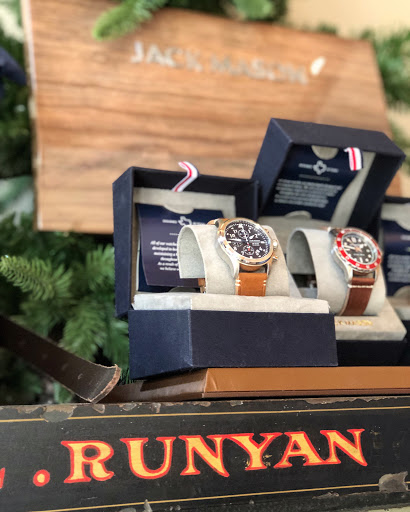 Jeweler «Erik Runyan Jewelers», reviews and photos, 501 Main St, Vancouver, WA 98660, USA