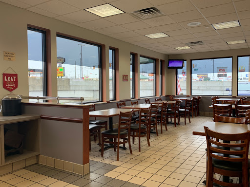 Donut Shop «Donut Bank», reviews and photos, 3988 IN-261, Newburgh, IN 47630, USA