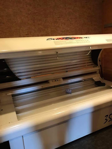 Laundromat «Brite Way Laundromat», reviews and photos, 75 S Vine St, Hazleton, PA 18201, USA