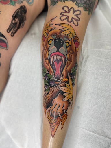 Find bright ideas tattoo and piercing reviews for your next unique tattoo in Savannah at White Bluff Tattoo Company