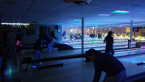 Bowling Alley «Woodlawn Duckpin Bowling», reviews and photos, 240 Platt Ave, West Haven, CT 06516, USA