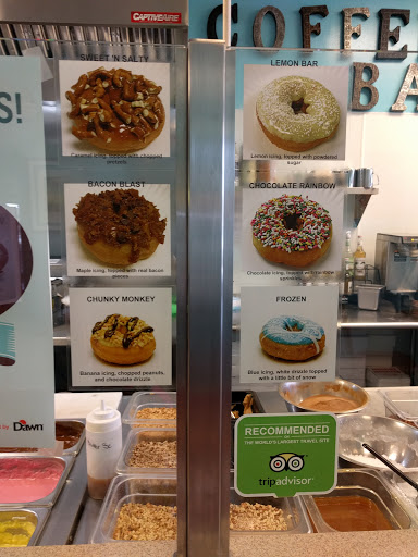 Donut Shop «Desert Donuts», reviews and photos, 3134 W Carefree Hwy #10, Phoenix, AZ 85086, USA