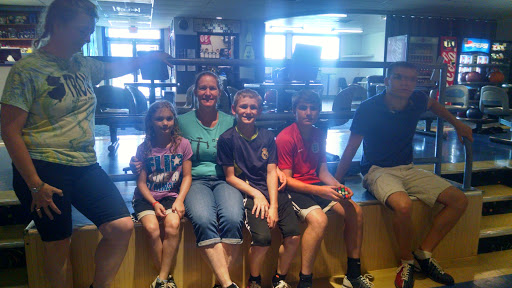 Bowling Alley «Pike Lanes Bowling Inc», reviews and photos, 121 2nd St Pike, Southampton, PA 18966, USA