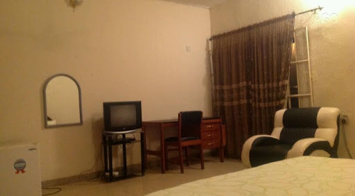 Benan Suit Hotel, Old Odukpani Road, Calabar, Nigeria, Budget Hotel, state Cross River