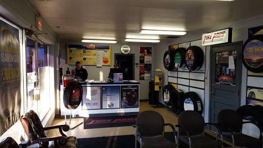 Tire Shop «R & T Tire Pros», reviews and photos, 1310 W South St, Lebanon, IN 46052, USA