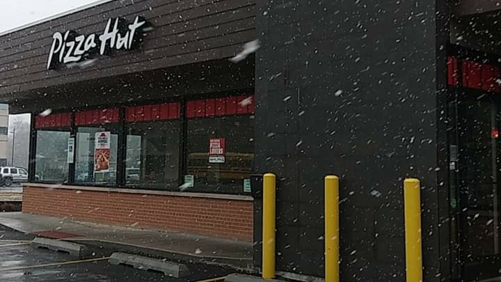 Pizza Hut 60901