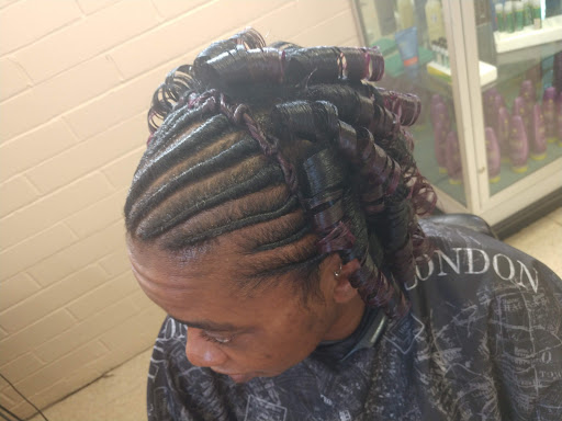 Hair Salon «Dominican Hair Salon», reviews and photos, 4409 N Tryon St G, Charlotte, NC 28213, USA