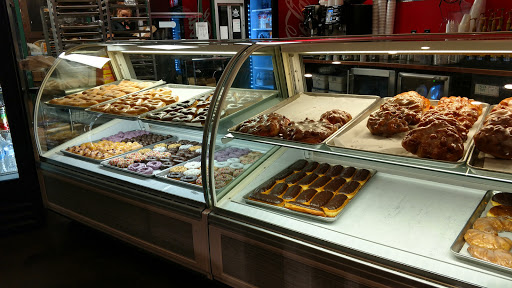 Donut Shop «Mad Brook Donut Co», reviews and photos, 540 E 1700 S, Clearfield, UT 84015, USA