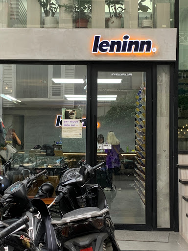 Lenin skate shop
