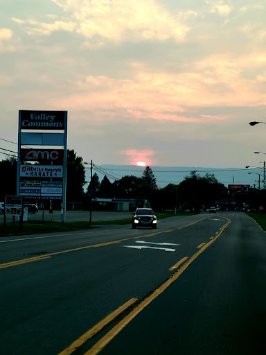 Movie Theater «AMC Classic Salem Valley 8», reviews and photos, 1700 Apperson Dr, Salem, VA 24153, USA