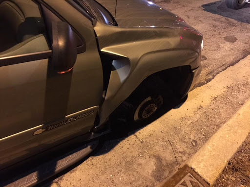 Tire Shop «Discount Tire Store - Aurora, IL», reviews and photos, 2445 Augusta Way, Aurora, IL 60506, USA