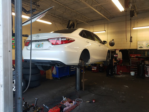 Tire Shop «Tires Plus», reviews and photos, 925 S Broad St, Brooksville, FL 34601, USA