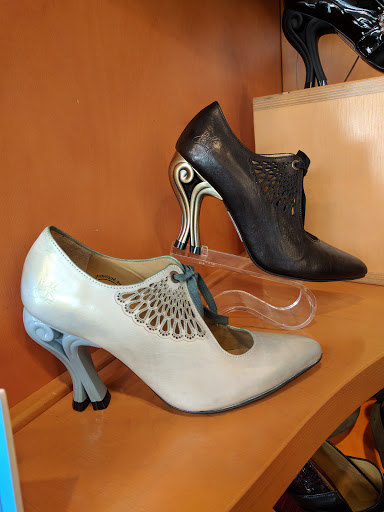 Shoe Store «John Fluevog Shoes», reviews and photos, 205 Pine St, Seattle, WA 98101, USA