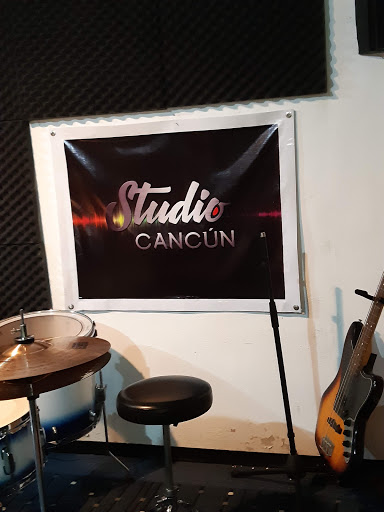 Studio Cancun